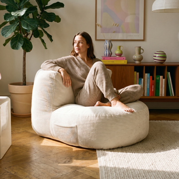 Luna – weißer Sitzsack aus Cordvelours